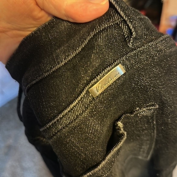 KanCan Dark wash jeans with light distressing Size 13/30 - Picture 10 of 11